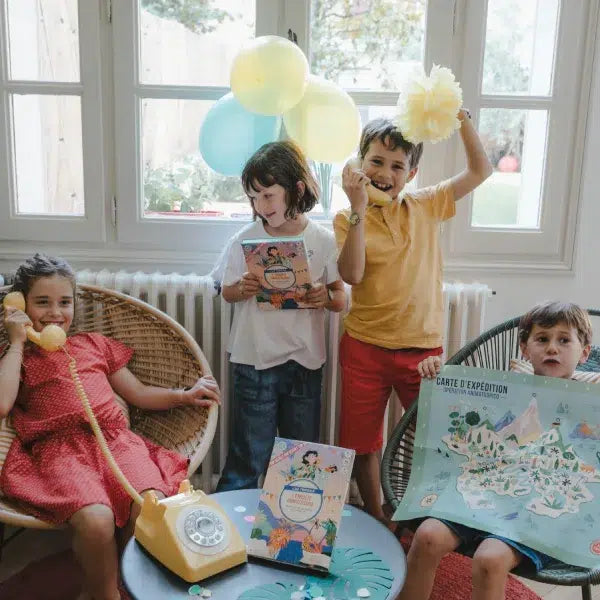 Chasse au trésor L'Île Tropicale - En Cavale : Anniversaire Inoubliable pour Enfants de 7 à 10 ans
