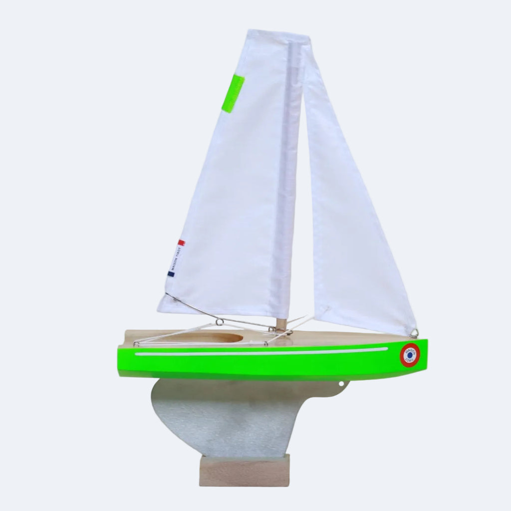 voilier de bassin fluo made in france