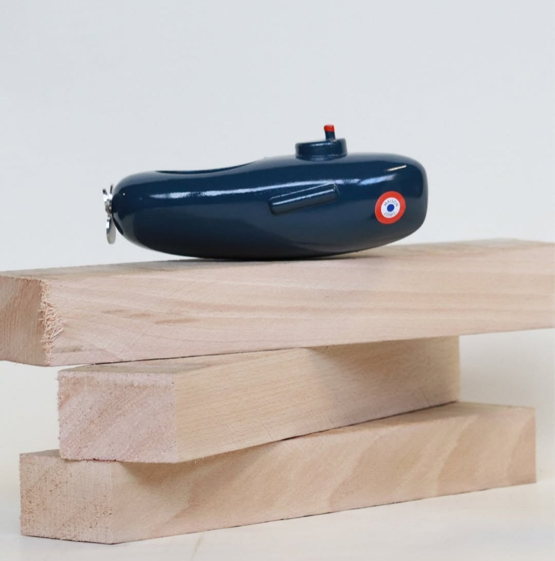 Le Choumarin - le sous-marin en bois qui flotte Made in France