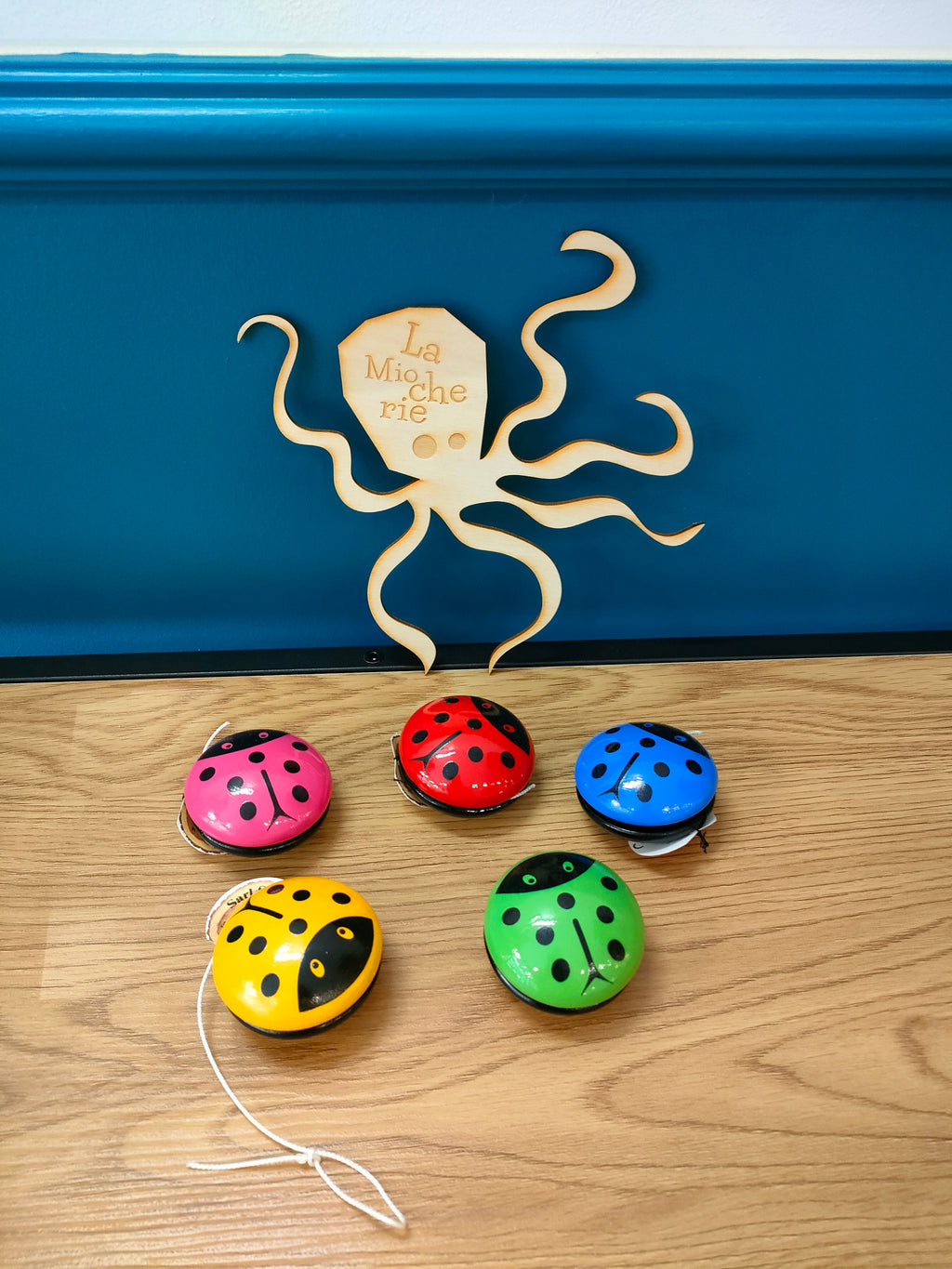 Le Yoyo Coccinelle en bois - Made in France dans le Jura